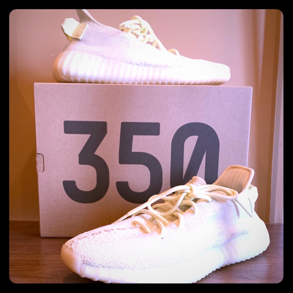 Yeezy Boost 350 V2 Butter Men’s 8US, Women’s 9US
